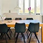 6 Person In Vinderup-by Traum